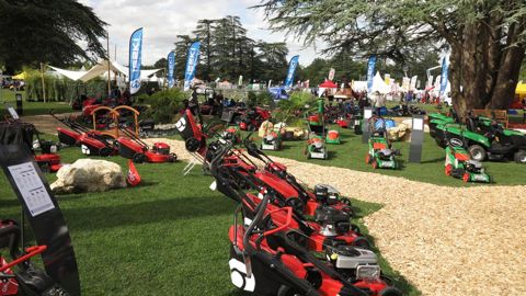 Salonvert réunit tous les fournisseurs et producteurs de la filière espaces verts/paysage. Ici en 2015, déjà en version décentralisée. (c)Patrick Glémas